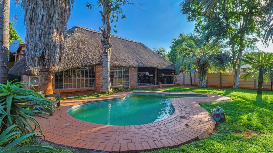 3 Bedroom Property for Sale in Bodorp North West